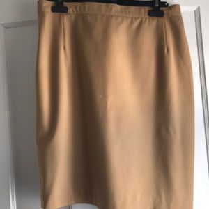 Le Painty Paris Tan Straight Skirt